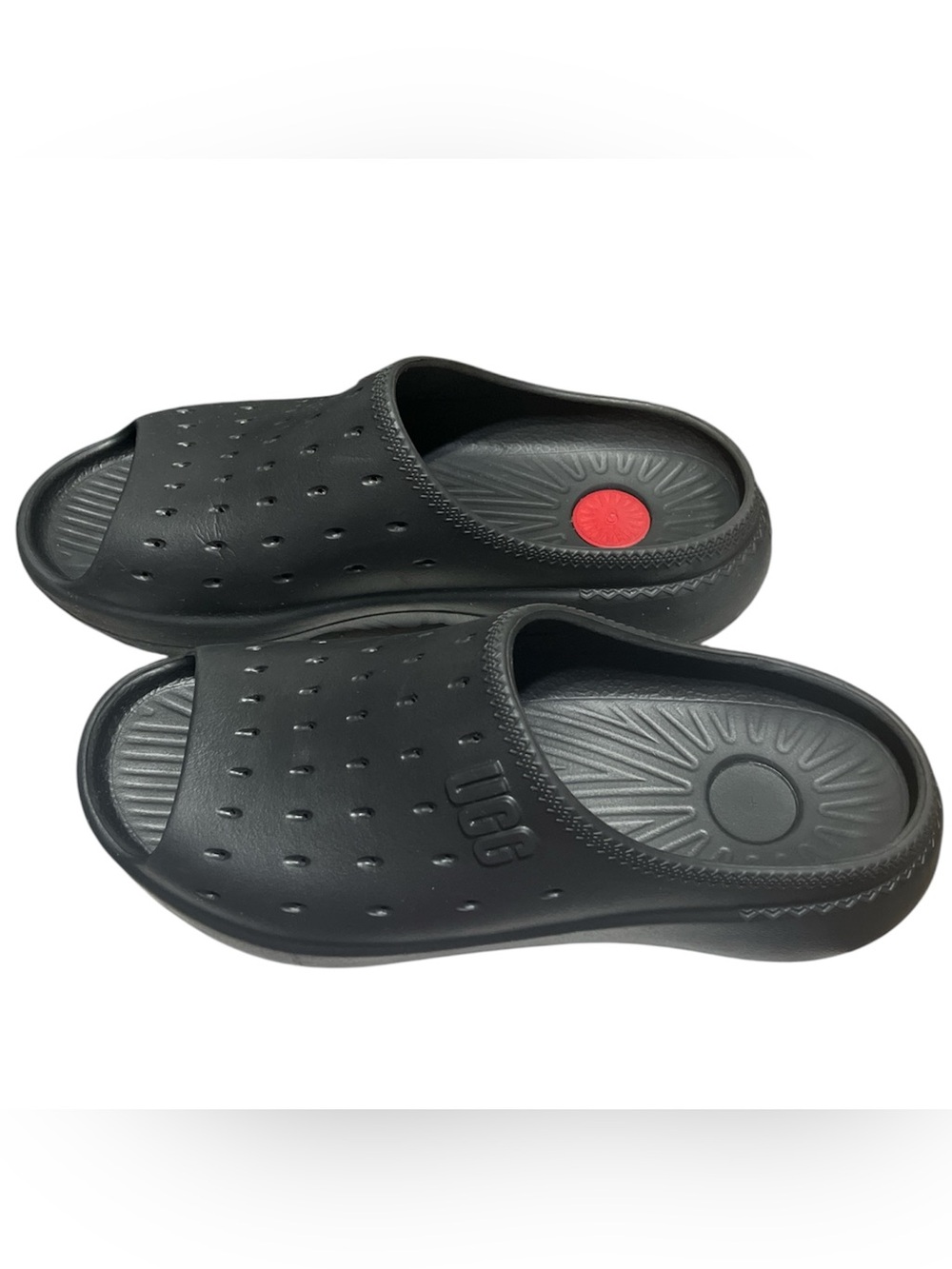 AS IS :$49 UGG Men’s Black Slide/Slip-On EVA Sandals with Red Insole Accent.